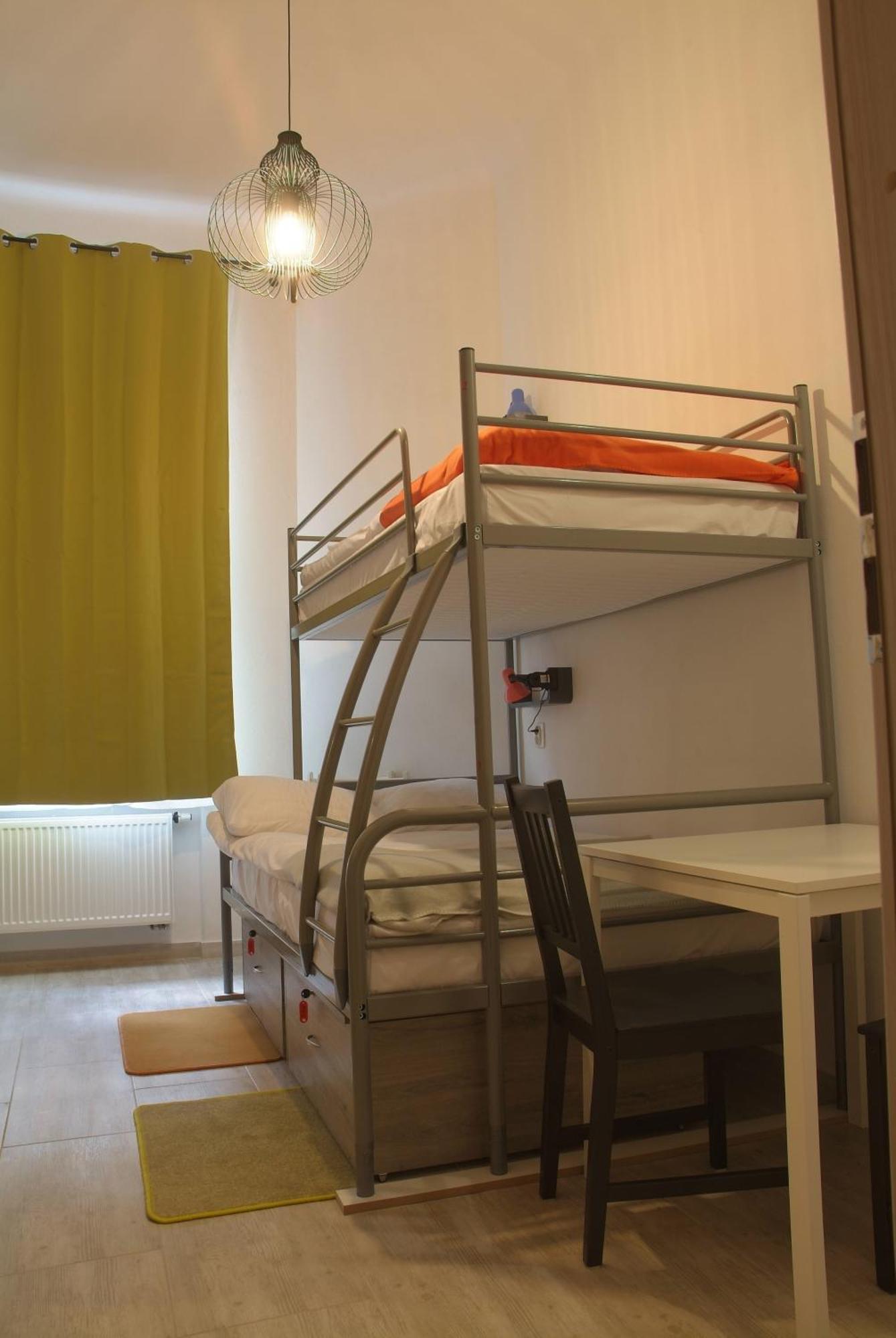 Hostel Lwowska 11 Warsaw Bilik gambar